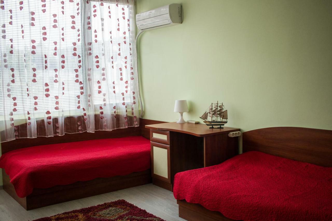 Апарт Пееви Gabrovo Esterno foto